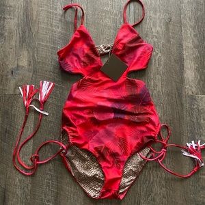 Acacia Psychedelic Leaf Greece